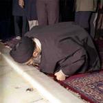 عتبه بوسی امام شهید