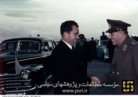 ورود نیکسون به تهران پس از کودتای 28 مرداد و خوش آمد گویی فضل الله زاهدی