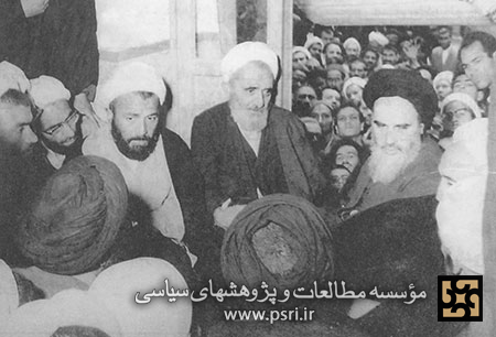 با امام خمینی پس از آزادی از زندان در فروردین 1343 و پیش از تبعید به ترکیه (آلبوم 2)