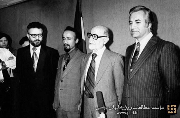 نهضت آزادی و بحران انتخابات مجلس دوم در میانهٔ جنگ
