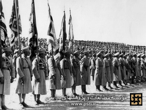 اونیفورم سربازان در میدان جلالیه