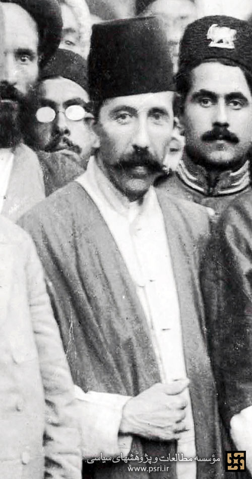 میرزا حسن خان مستوفی الممالک