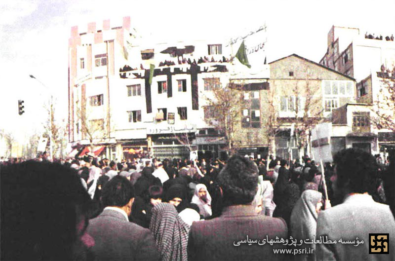 منبر آتشین جواد حافظی در مسجد کرامت