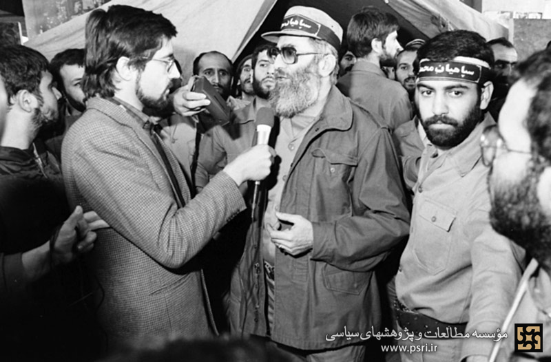 امام خامنه‌ای با سربند سپاهیان محمد