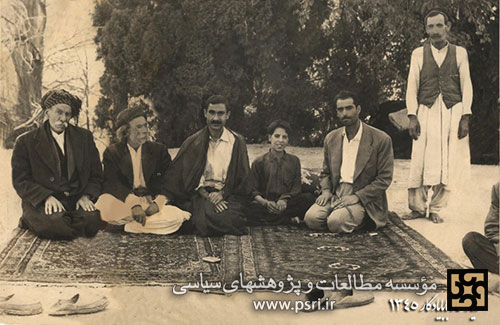 عکسی قدیمی از زیارتگاه بابایادگار در استان کرمانشاه