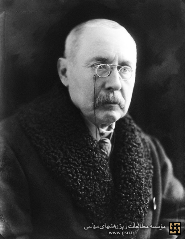 سر آرتور هاردینگ وزیر مختار بریتانیا در اواخر دوره قاجار