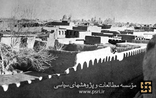 مشهد و دورنمایی از مسجد گوهرشاد و حرم امام رضا (ع) در ۱۱۷ سال قبل