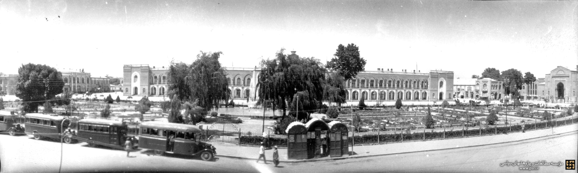 تصویری قدیمی از میدان توپخانه