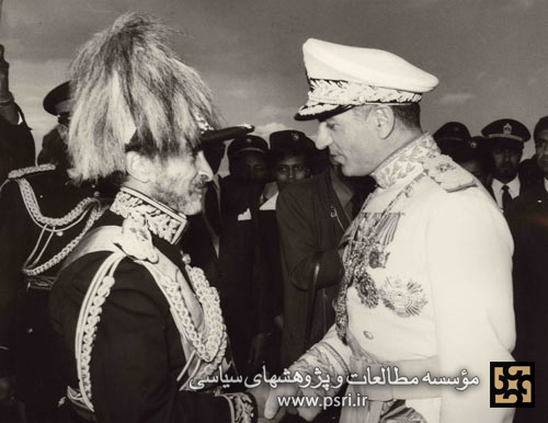 ورود شاه به اتیوپی و استقبال از سوی هایل سلاسی ( ۱۳/۳/۱۳۴۷ )