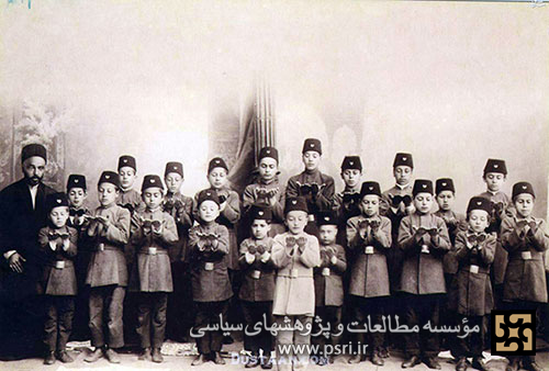 آموزش نماز در مدارس دوره قاجار