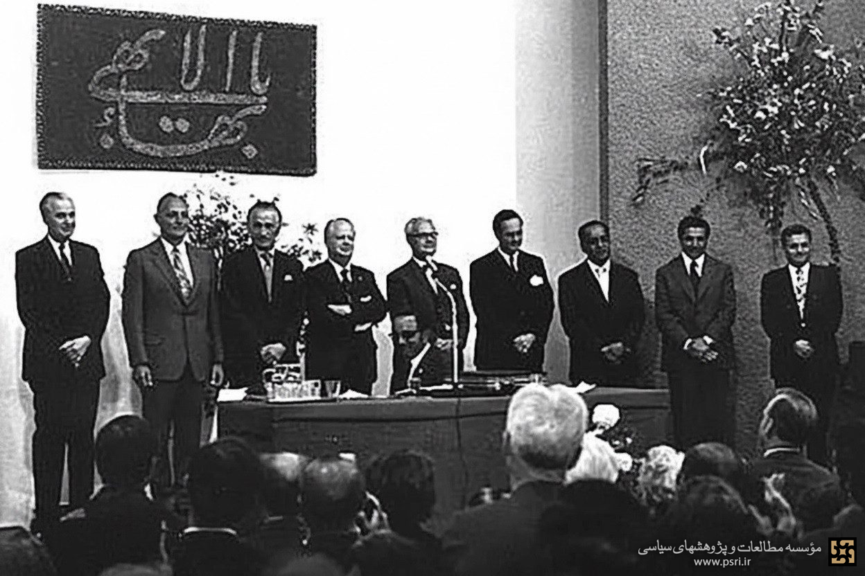 بررسی اسنادی نفوذ بهاییت در دربار پهلوی 