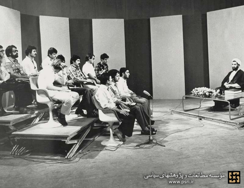 موفق‌ترین کار شورای انقلاب «لغو قراردادهای استعماری» بود