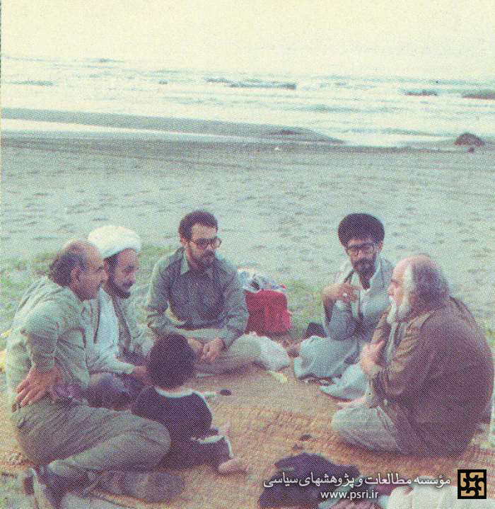 تصویری از علامه جعفری و استاد محمدرضا حکیمی