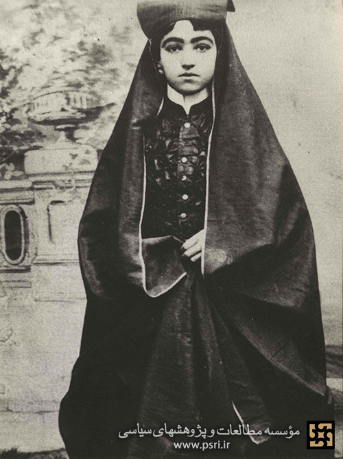 نمونه‌ای از حجاب زنان در دوره قاجار