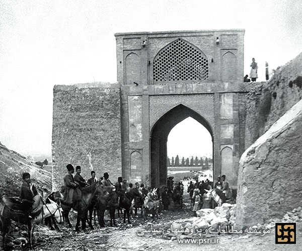 دروازه-قرآن-شیراز-در-دوره-قاجار
