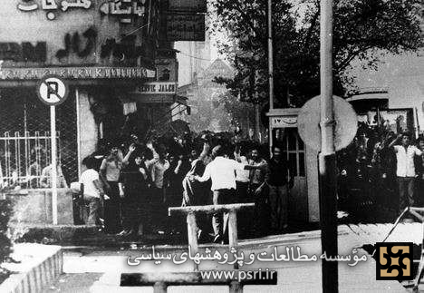 یادمانده‌های حجت‌الاسلام خزائی از شهادت مردم در میدان ژاله