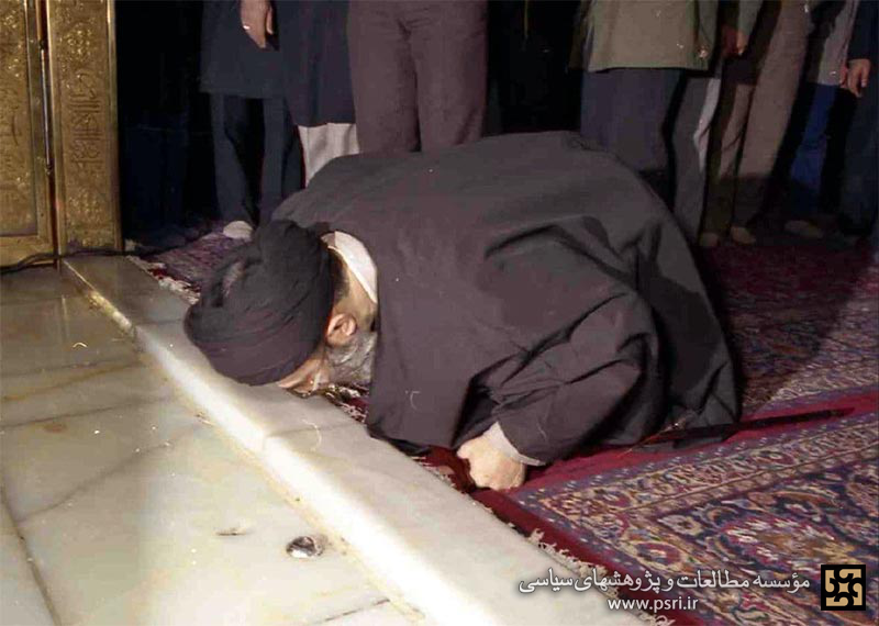 عتبه بوسی امام شهید