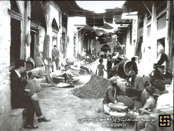 تصویری قدیمی از بازار مسگرها
